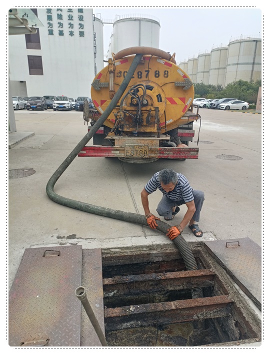 克拉玛依隔油池清掏